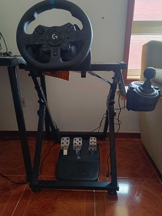 Volante Logitech + suporte