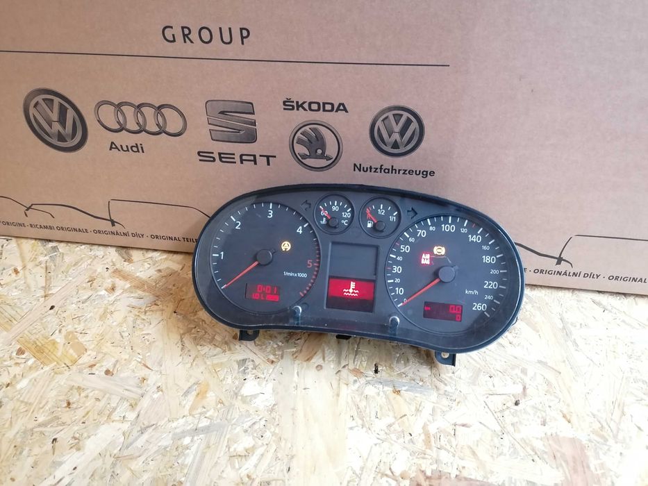 Quadrante painel instrumentos audi A3 8L tdi marca VDO