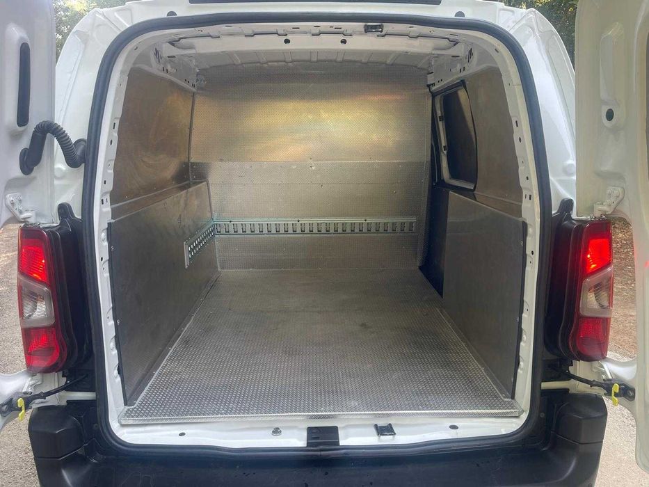 Peugeot Partner 1.5 Blue-HDi Premium Caixa Inox