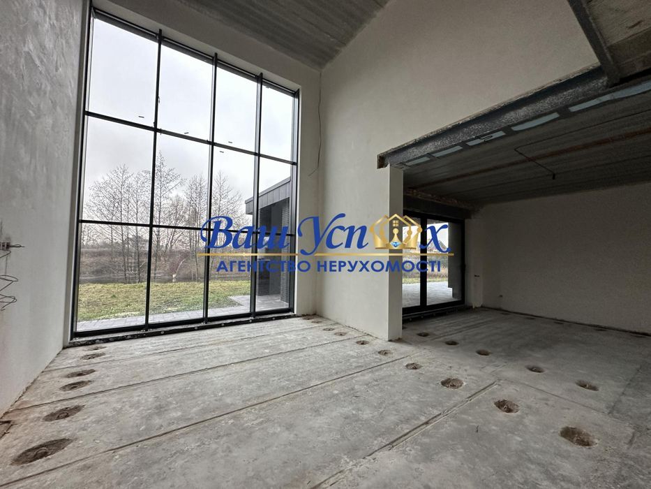 Продаж будинку з виходом на озеро у місті. село Крушинка.