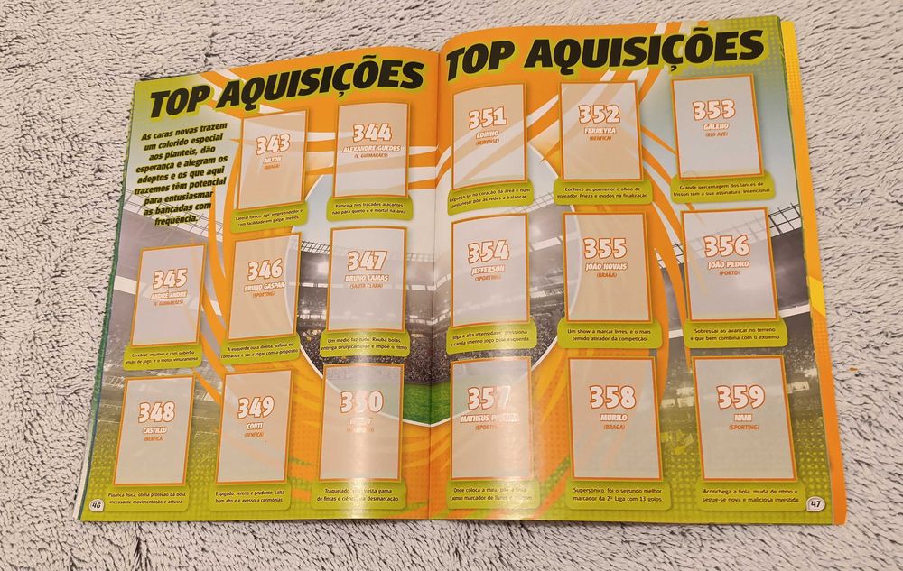 Caderneta Oficial Cromos Futebol  - Liga 2018/2019 - Nova c/ 4 cromos