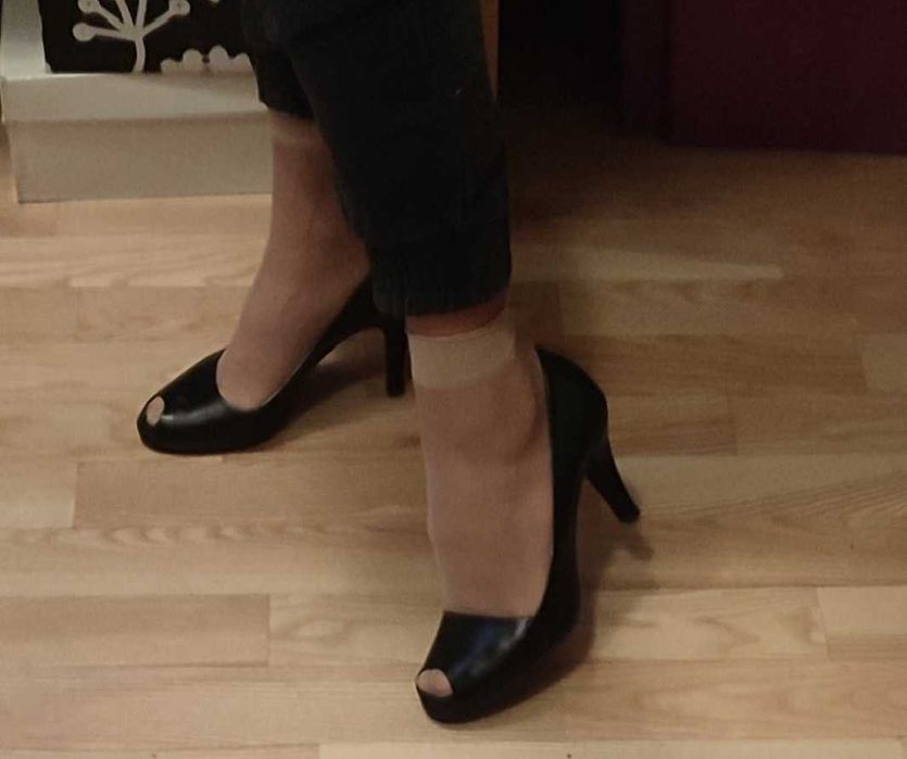 Buty szpilki Gino Rossi skórzane