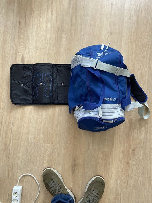 Mochila de desporto 40L suporte pés