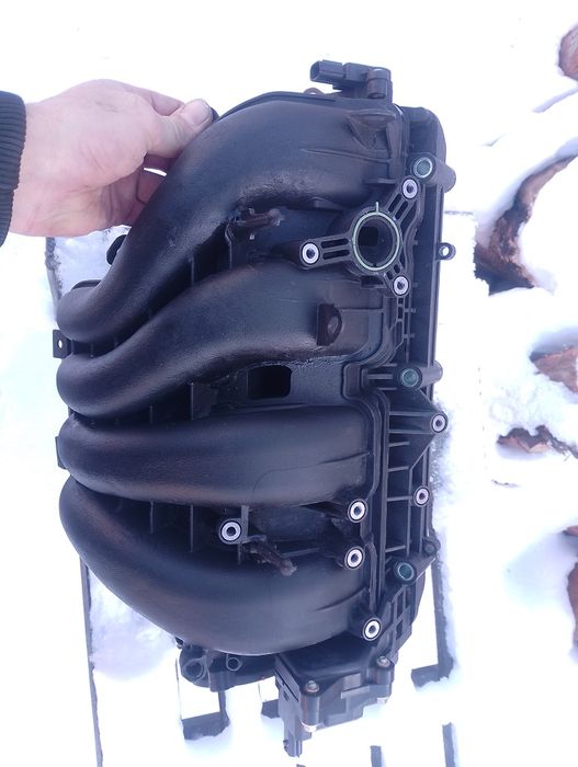 Впускной коллектор Mazda 2.5 px9r13100