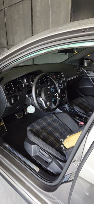 Golf 7 GTE híbrido plugin salvado