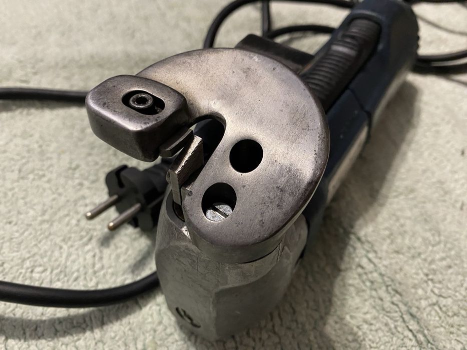 Германия ! Листовые ножницы по металлу Bosch GSC 160