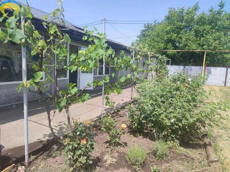 Продам дом з ремонтом та всіма зручностями! р9