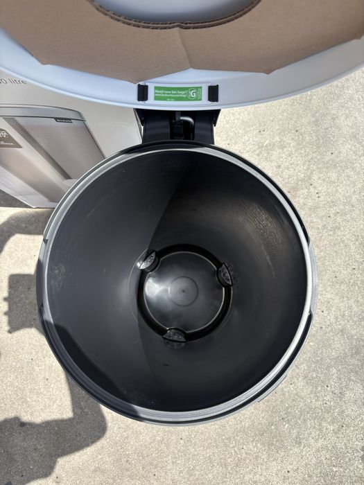 Caixote do lixo - Brabantia 30L - Cor branca