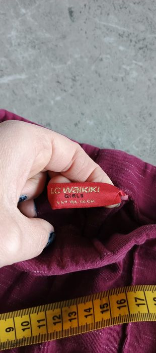 Spodnie dla dziewczynki r 104.