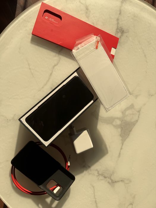 OnePlus 9 Pro - Stan idealny, pełny zestaw + szkła ochronne