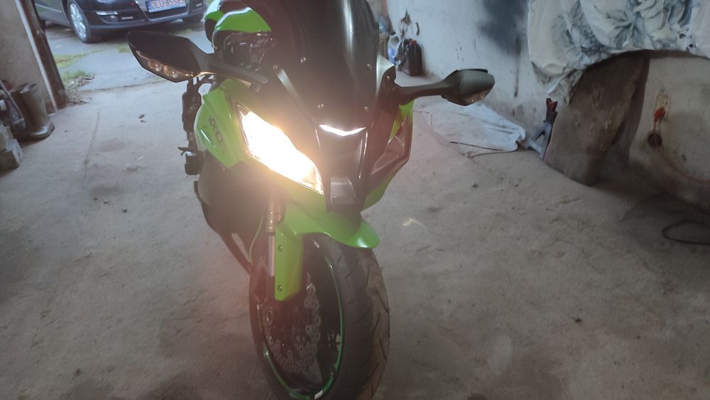 Kawasaki ninja ZX10R