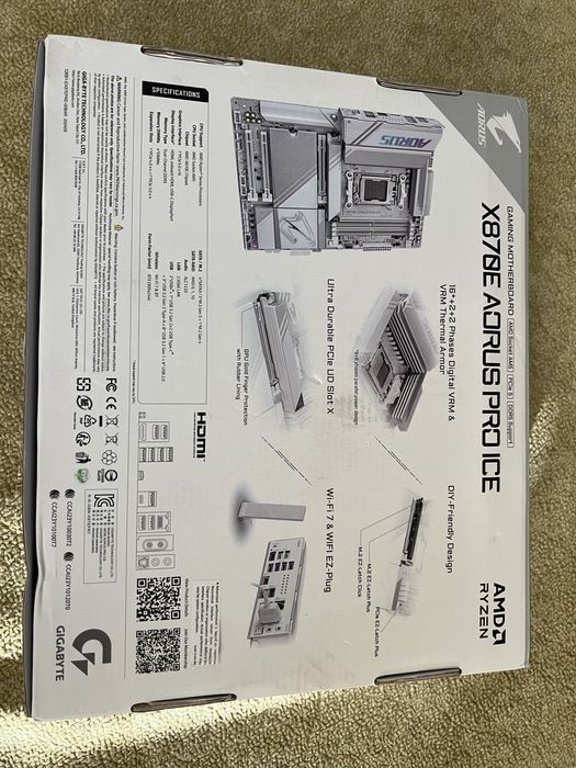 Материнська плата Gigabyte Aorus x870E PRO ICE