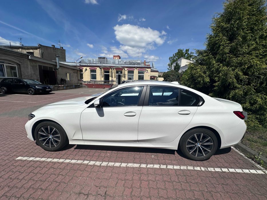 BMW model 318i, rok produkcji 2020