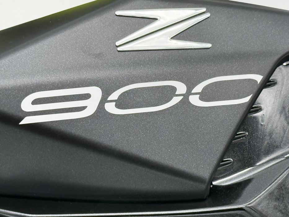 Kawasaki Z900 bok boczek owiewka Lewa
