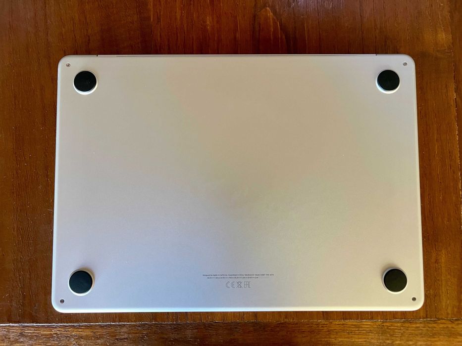 MacBook Air M2 2022 / 256GB SSD