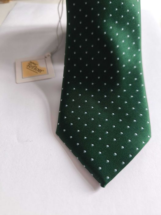 Nowy krawat Collection Adam plamoodporny Teflon | Zielony w kropki | Metka