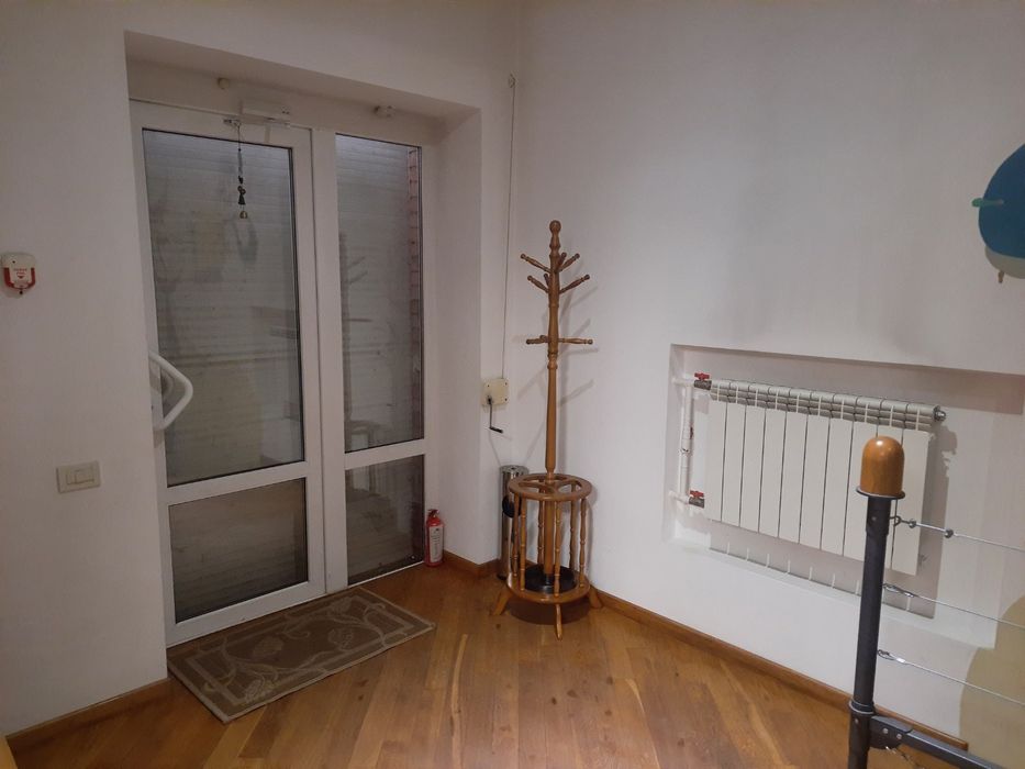 Оренда приміщення вул.Стельмаха,ремонт, 2 окремі входи,метро Голосіївс