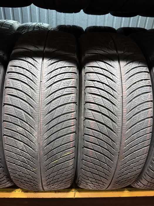 235/60 r18 Michelin 4шт