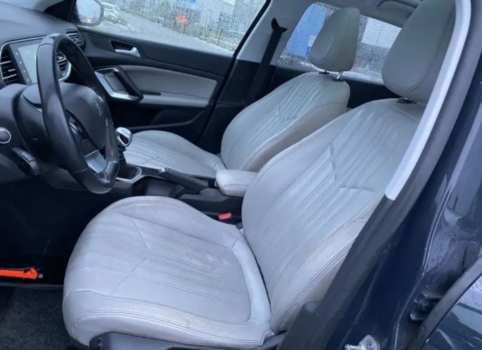 Peugeot 308 full extras