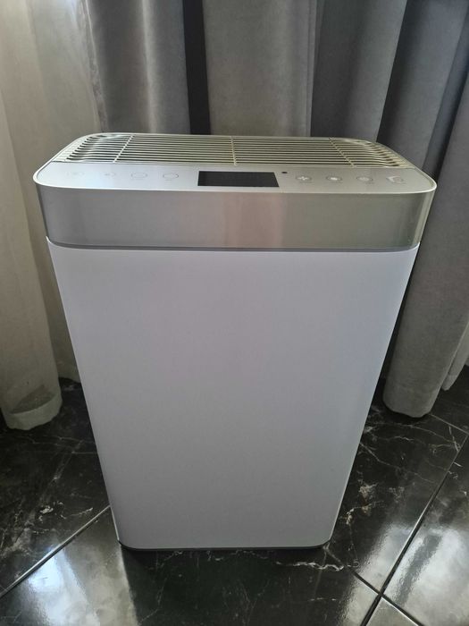 Очіщувач повітря зі зволоженням