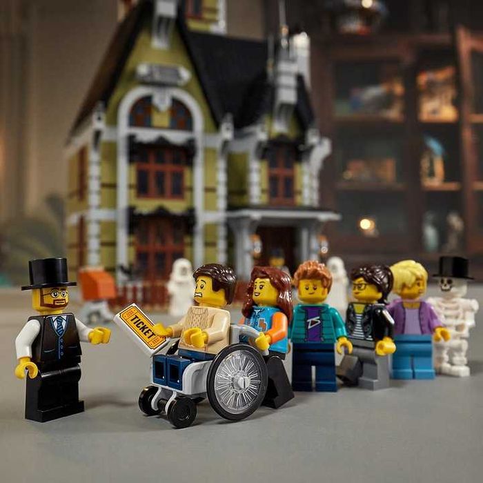 Конструктор LEGO Creator Expert 10273 Будинок страху