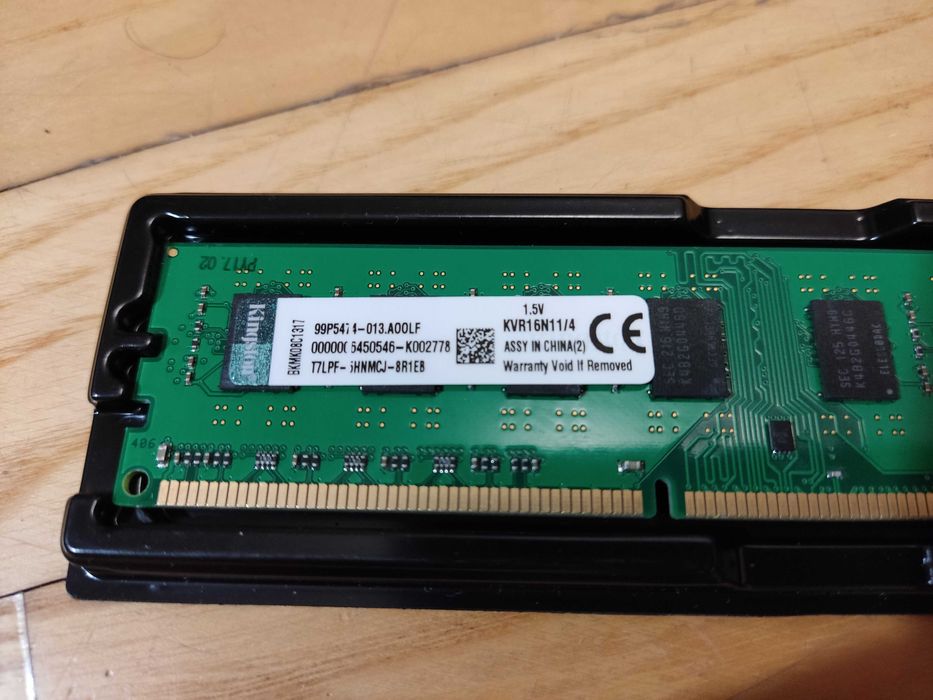 Новая Оперативная память Kingston DDR3-1600 4096MB (KVR16N11/4)