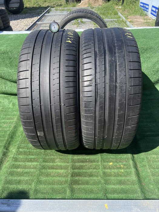 Opony Pirelli 285/40/21 para  P Zero
