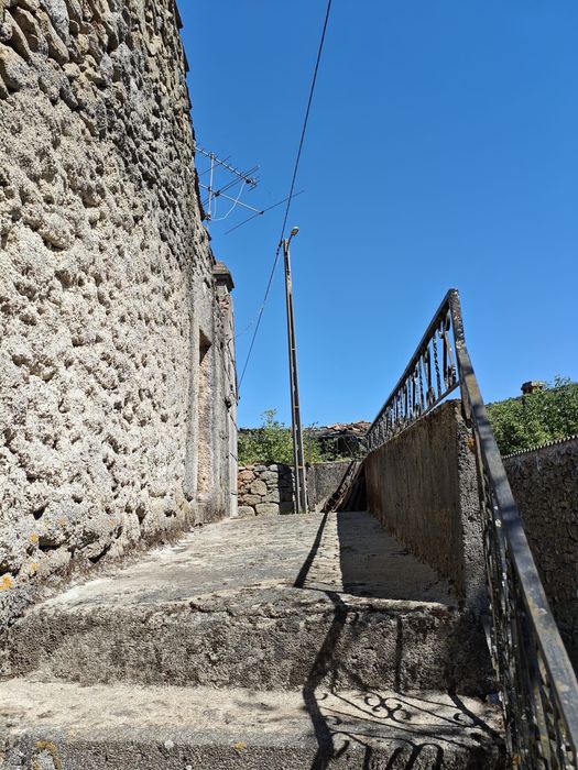 Casa rústica perto da Serra da Estrela para recuperar