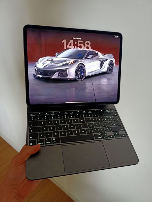 Klawiatura iPad Pro 13 M4 M5  Apple Magic Keyboard