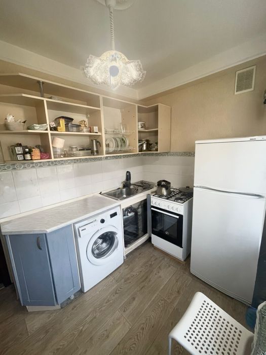 Продаж 2к.кв після ремонту в мрн.Артема !(CЕРТИФІКАТ)