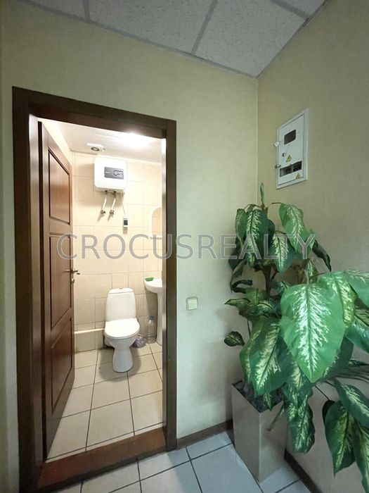 Продажа помещения ( офиса) пл. 70 м2, пр Героев Харькова, 210