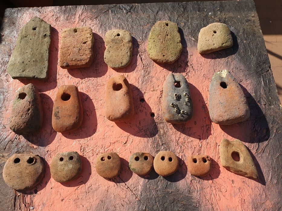 Pedras muito antigas de arte de pesca