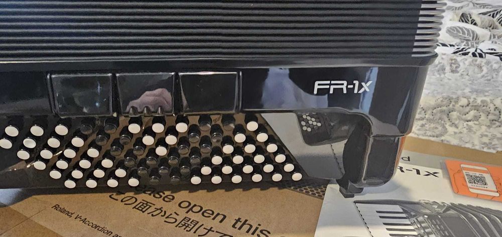 Sprzedam ROLAND FR-1X BK czarny Akordeon Cyfrowy - NOWY_ POLECAM!!!