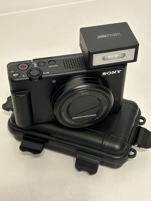 Camera Sony ZV-1M2