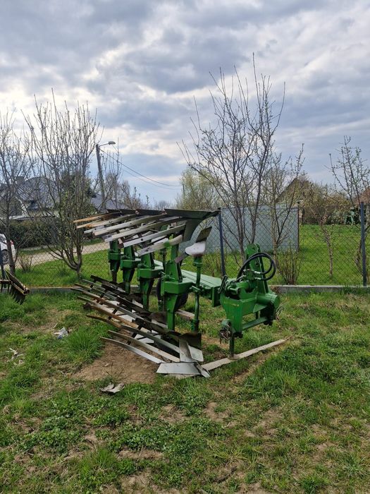 Pług obracalny 4 skibowy ażurowy Gessner