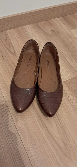 Buty skórzane Lasocki rozmiar 38