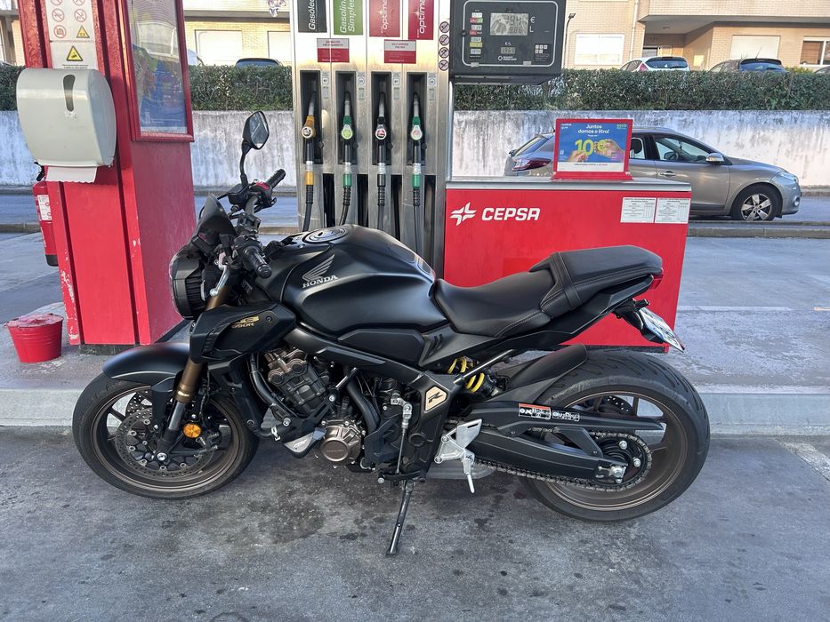 Honda cb650r 2022