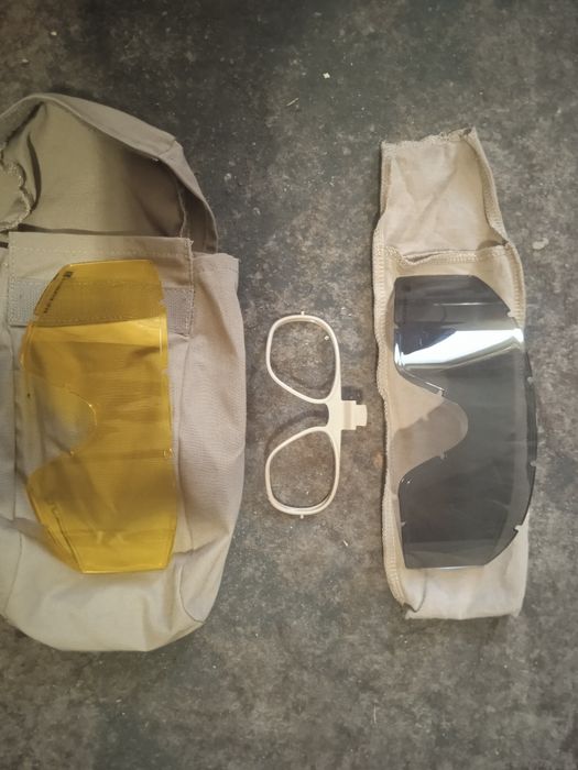 Стёкла от такчичных - баллистических очков.