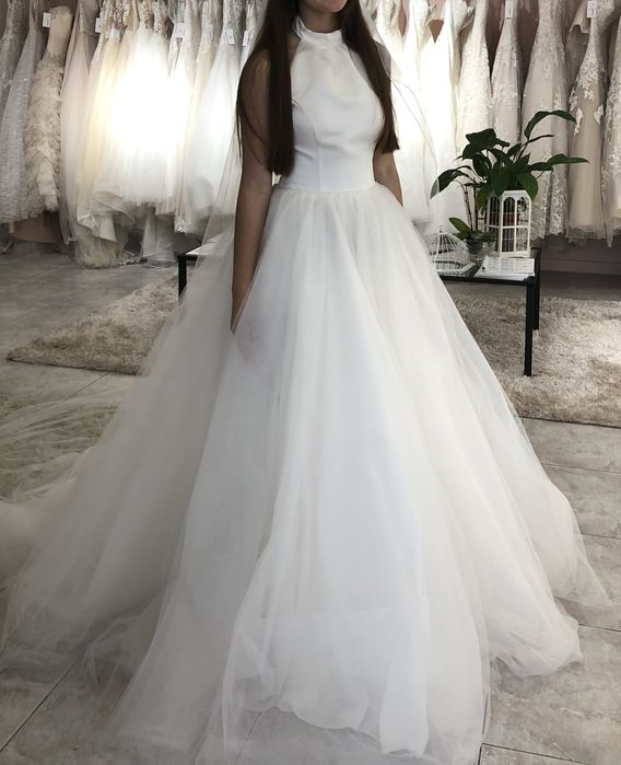 Vestido de noiva (cetim, tule) branco perolado, tamanho ajustável