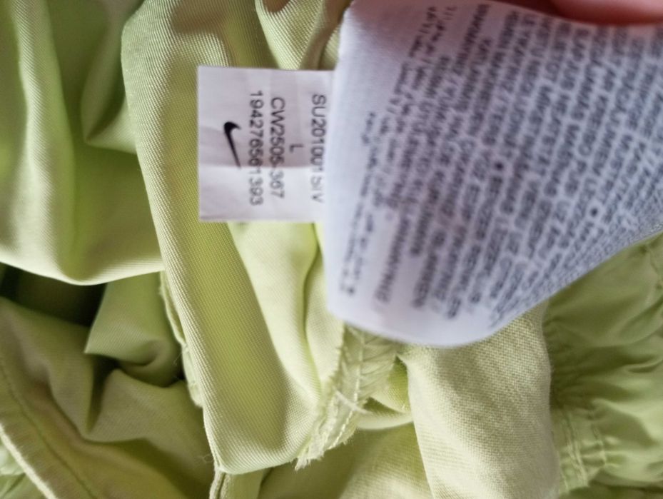 Nike Krótkie spodenki sportowe limonkowe rozm.L/40/12