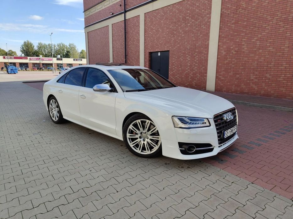 Audi S8