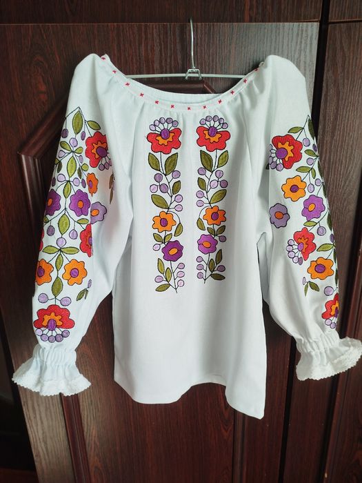 Дитячі вишиванки