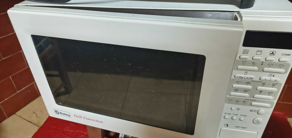 Micro-ondas Balay Grill Convection 3WT-3047 | Grill + Convecção | Excelente Estado