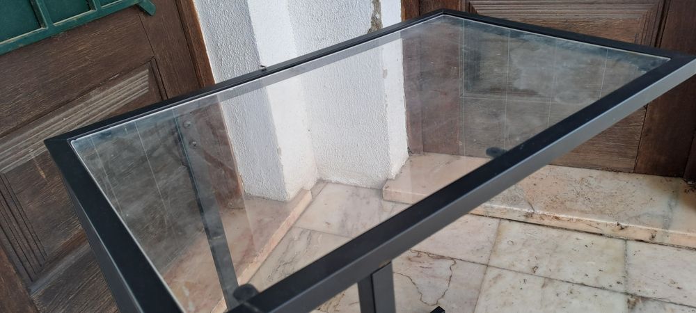 Mesa de apoio sofá/cama