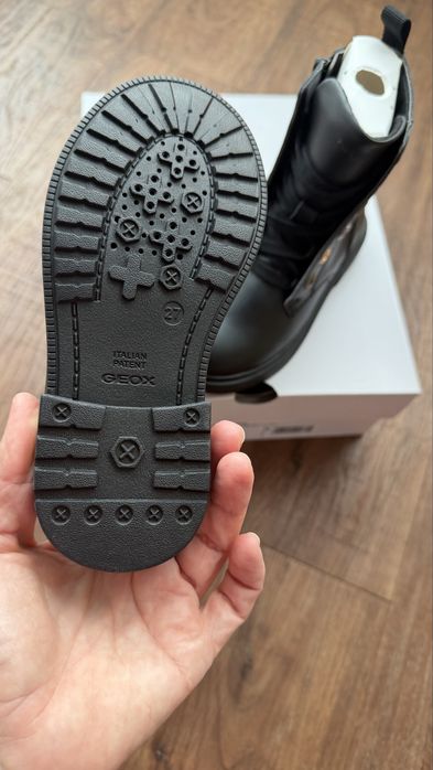 Черевики для дівчинки Geox Eclair , 27р , устілка 17см