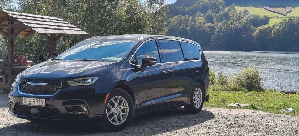 Chrysler Pacifica
