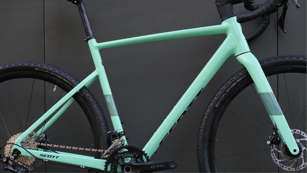 Новий гравійний велосипед Scott Speedster Gravel 40 GRX400 (2025)