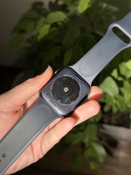 Apple Watch SE 2 GPS 44mm  2024