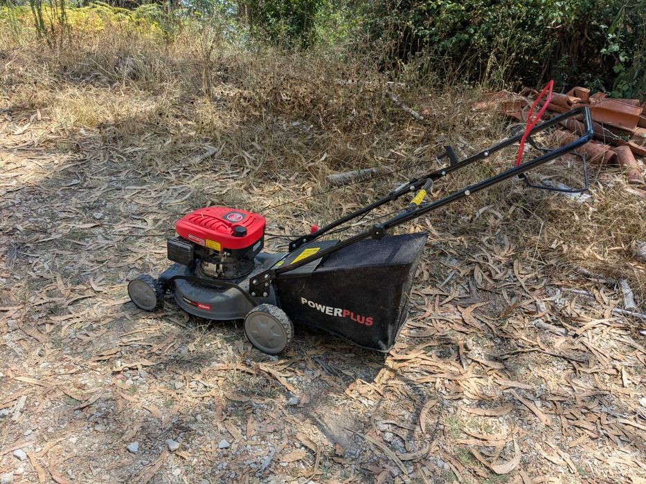 Lawn mower PowerPlus Poweg63772