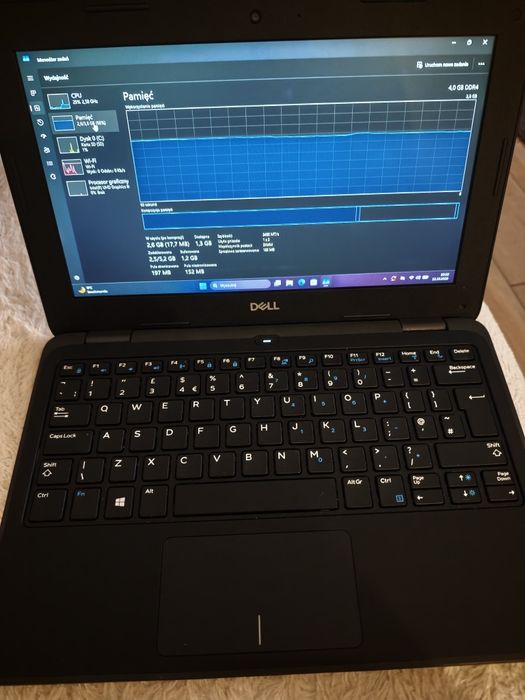 Dell Latitude 3190